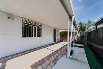 9098 NW 114th St, Hialeah Gardens, FL 33018 - Photo 19