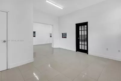 4725 E 10th Ave, Hialeah, FL 33013 - Photo 13