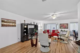 820 Salem Ln, Lake Worth, FL 33467 - Photo 3