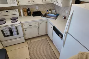 5961 NW 61st Ave, Tamarac, FL 33319 - Photo 9