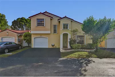 1256 NW 125th Ter, Sunrise, FL 33323 - Photo 1