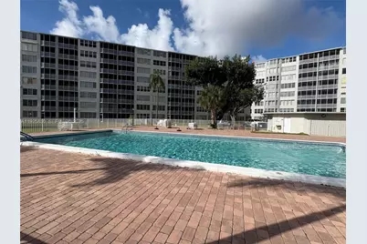 1750 NE 191st St #829-4, Miami, FL 33179 - Photo 31