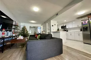 8091 NW 12th St, Margate, FL 33063 - Photo 7