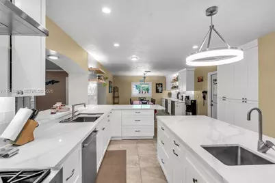 12920 SW 108th Place, Miami, FL 33176 - Photo 13