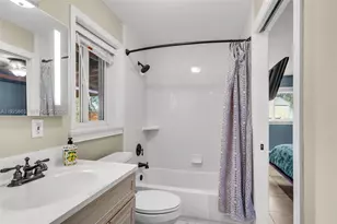 12920 SW 108th Pl, Miami, FL 33176 - Photo 25