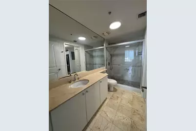170 SE 14th St #1906, Miami, FL 33131 - Photo 13