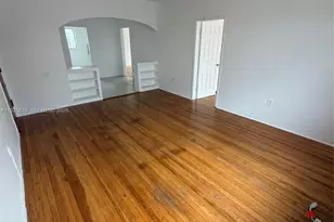 945 Bay Dr, Miami Beach, FL 33141 - Photo 7