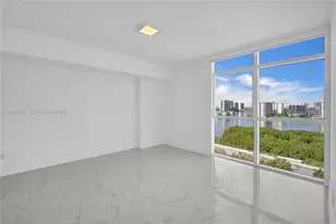 400 Sunny Isles Blvd, Sunny Isles Beach, FL 33160 - Photo 15