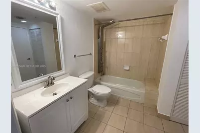 1750 N Bayshore Dr #3009, Miami, FL 33132 - Photo 11