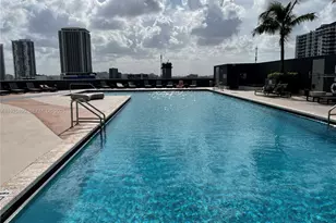 1750 N Bayshore Dr, Miami, FL 33132 - Photo 13