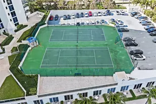19333 E Collins Ave, Sunny Isles Beach, FL 33160 - Photo 37