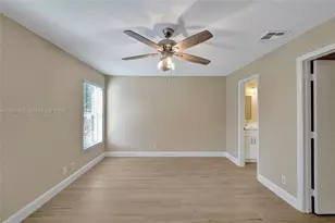 9012 S Lake Park Cir S, Davie, FL 33328 - Photo 45