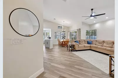 396 Bedford Ave, Weston, FL 33326 - Photo 5