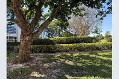 4602 Martinique Way #B1, Coconut Creek, FL 33066 - Photo 5