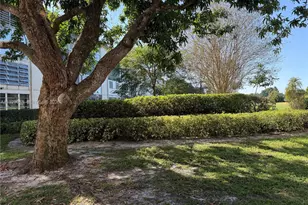 4602 Martinique Way, Coconut Creek, FL 33066 - Photo 5