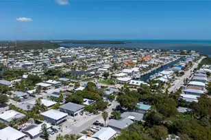 81 Marina Ave, Key Largo, FL 33037 - Photo 37