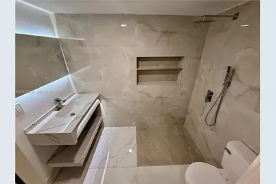 3527 NW 17th St, Miami, FL 33125 - Photo 9