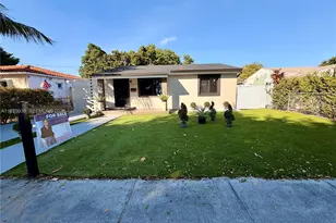 3527 NW 17th St, Miami, FL 33125 - Photo 3