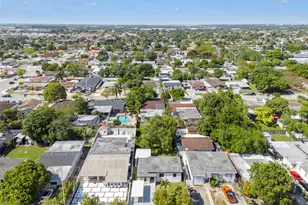 739 W 30th St, Hialeah, FL 33012 - Photo 19