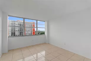 1301 NE Miami Gardens Dr, Miami, FL 33179 - Photo 19