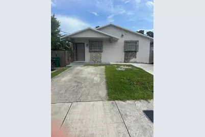 645 NW 2nd St, Florida City, FL 33034 - Photo 1