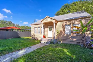 2271 SW 11th St, Miami, FL 33135 - Photo 3