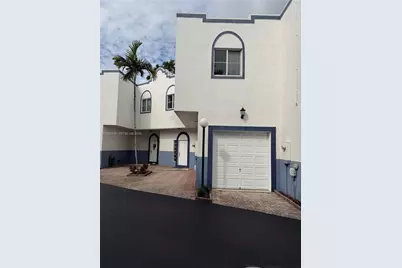 2927 SW 18th Ter, Fort Lauderdale, FL 33315 - Photo 3