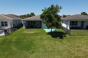 4242 Rosa Dr, Deerfield Beach, FL 33064 - Photo 37