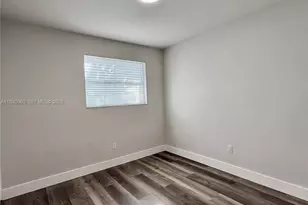 7951 NW 30th St, Davie, FL 33024 - Photo 23