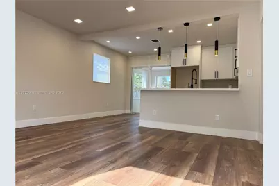 7951 NW 30th St, Davie, FL 33024 - Photo 9