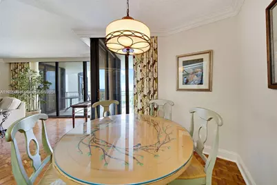 2000 Towerside Ter #1905, Miami, FL 33138 - Photo 9