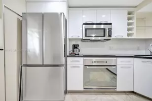 100 Edgewater Dr, Coral Gables, FL 33133 - Photo 11