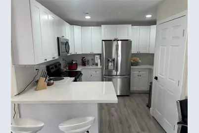 659 E 19th St #659, Hialeah, FL 33013 - Photo 5