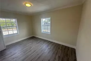 659 E 19th St, Hialeah, FL 33013 - Photo 13