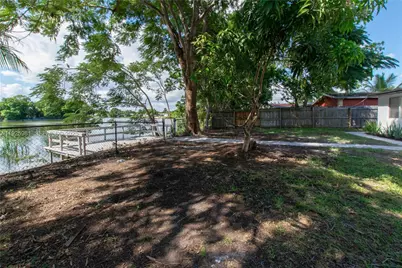 6210 Kimberly Blvd, North Lauderdale, FL 33068 - Photo 21