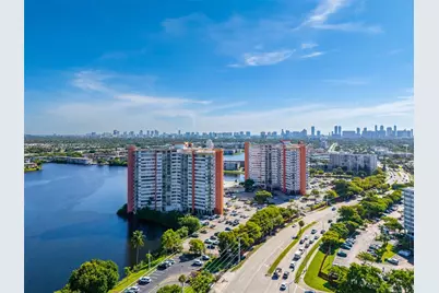 1301 NE Miami Gardens Dr #1523W, Miami, FL 33179 - Photo 1