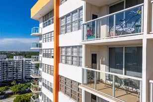 1301 NE Miami Gardens Dr, Miami, FL 33179 - Photo 5