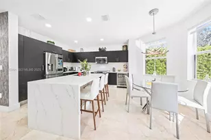 6933 NW 104th Ct, Doral, FL 33178 - Photo 23