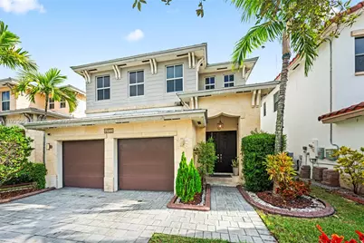 6933 NW 104th Ct, Doral, FL 33178 - Photo 13