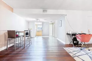 8105 Lagos De Campo Blvd, Tamarac, FL 33321 - Photo 3