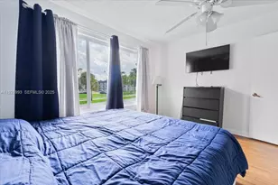 8105 Lagos De Campo Blvd, Tamarac, FL 33321 - Photo 15