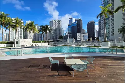 90 SW 3rd St #1512, Miami, FL 33130 - Photo 3