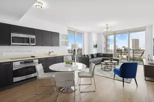 90 SW 3rd St, Miami, FL 33130 - Photo 1