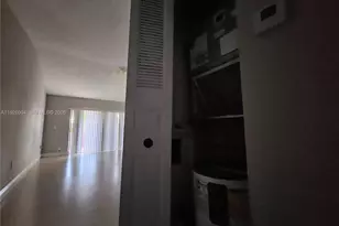 5317 SW 140th Pl, Miami, FL 33175 - Photo 43