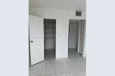 210 172nd St #542, Sunny Isles Beach, FL 33160 - Photo 9