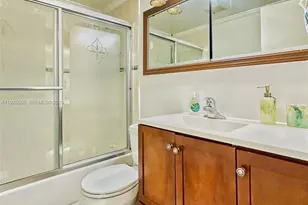 150 SW 134th Way, Pembroke Pines, FL 33027 - Photo 11