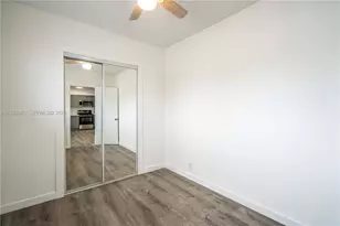 1750 S Treasure Dr, North Bay Village, FL 33141 - Photo 17