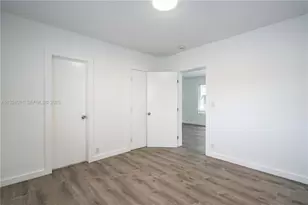1750 S Treasure Dr, North Bay Village, FL 33141 - Photo 15