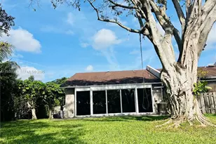 1070 NW 53rd St, Deerfield Beach, FL 33064 - Photo 17