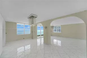 1920 S Ocean Dr, Hallandale Beach, FL 33009 - Photo 15